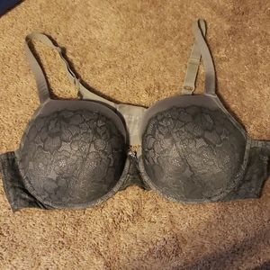 Torrid bra size 44D